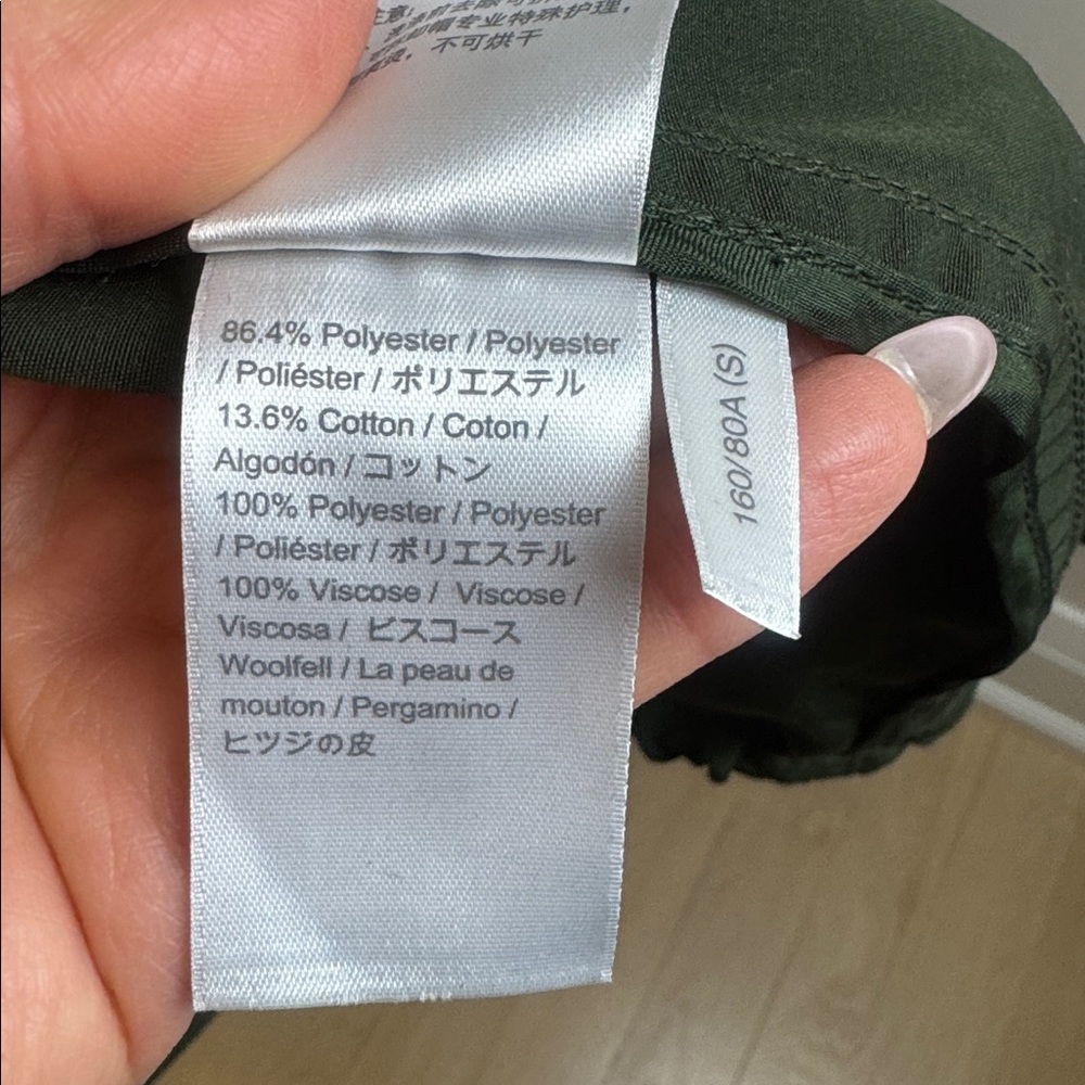 MO&Co. Olive Green Hooded Parka – Size S – Removable Lining - Picture 8 of 8